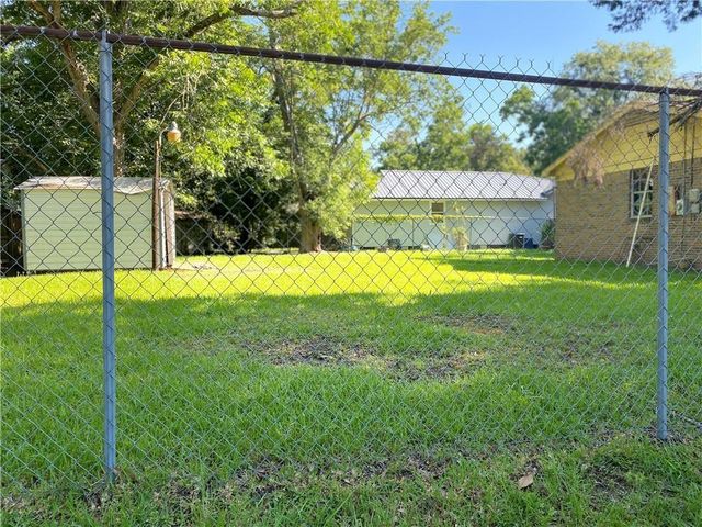 701 Bond Street, Mobile, AL 36607