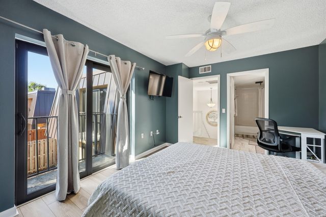 5804 SE Windsong Lane 220, Stuart, FL 34997