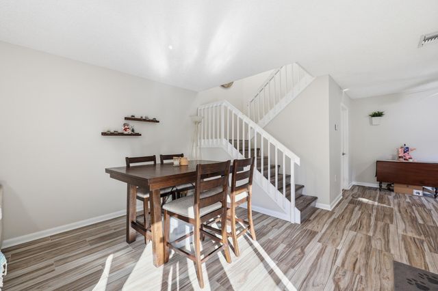 5804 SE Windsong Lane 220, Stuart, FL 34997