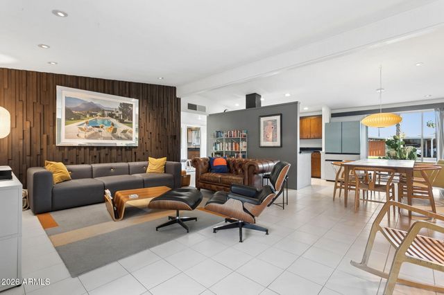 1318 W Glenn Drive, Phoenix, AZ 85021