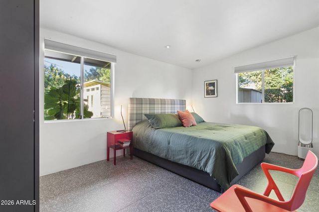 1318 W Glenn Drive, Phoenix, AZ 85021