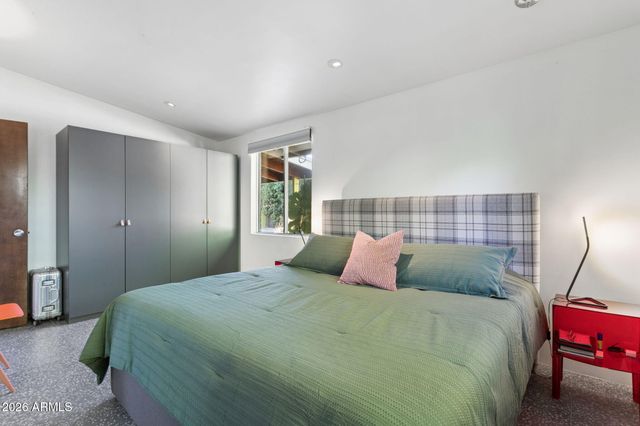 1318 W Glenn Drive, Phoenix, AZ 85021