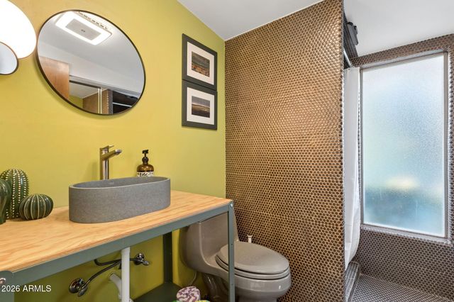 1318 W Glenn Drive, Phoenix, AZ 85021