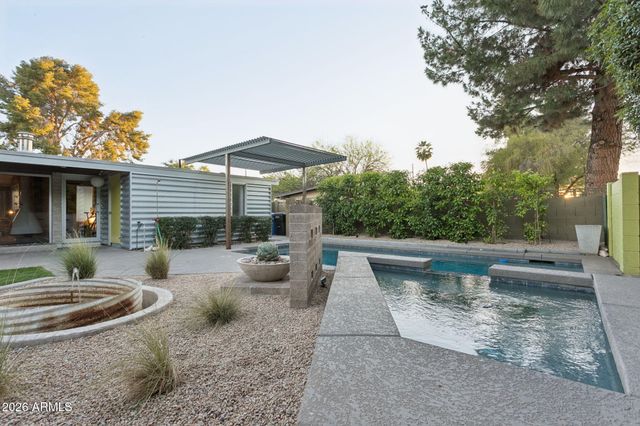 1318 W Glenn Drive, Phoenix, AZ 85021