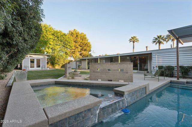 1318 W Glenn Drive, Phoenix, AZ 85021