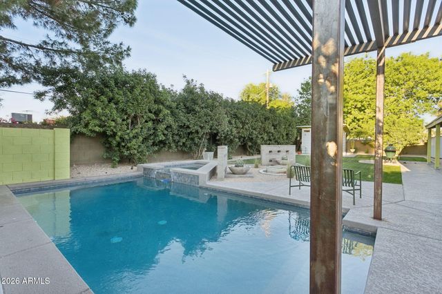 1318 W Glenn Drive, Phoenix, AZ 85021