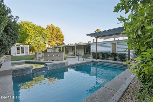 1318 W Glenn Drive, Phoenix, AZ 85021