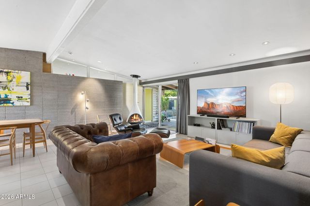 1318 W Glenn Drive, Phoenix, AZ 85021