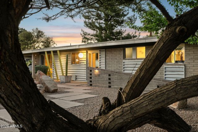 1318 W Glenn Drive, Phoenix, AZ 85021