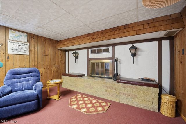 275 Creek Road, Conneaut, OH 44030