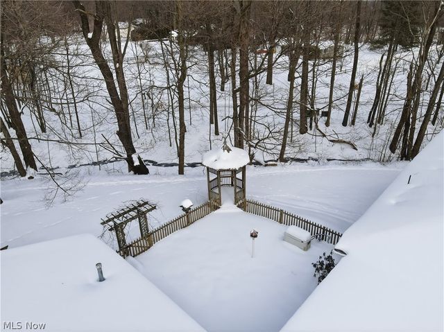 275 Creek Road, Conneaut, OH 44030