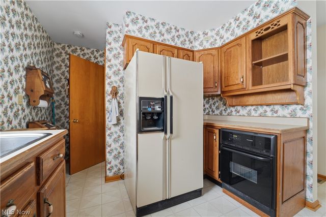 275 Creek Road, Conneaut, OH 44030