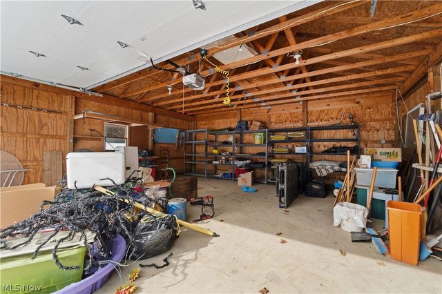 275 Creek Road, Conneaut, OH 44030