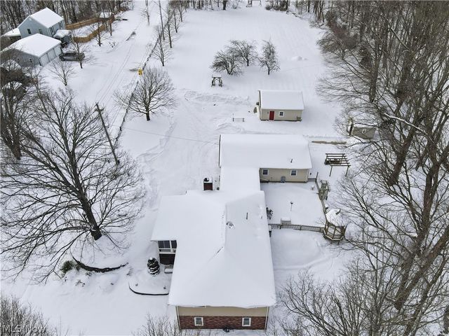 275 Creek Road, Conneaut, OH 44030