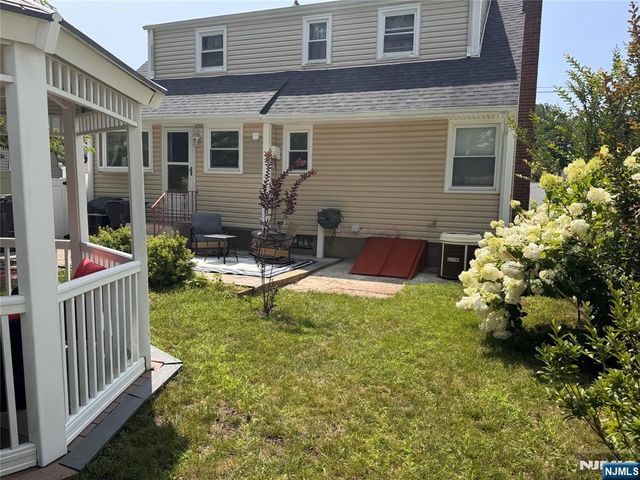 147 Merritt Avenue, Bergenfield, NJ 07621