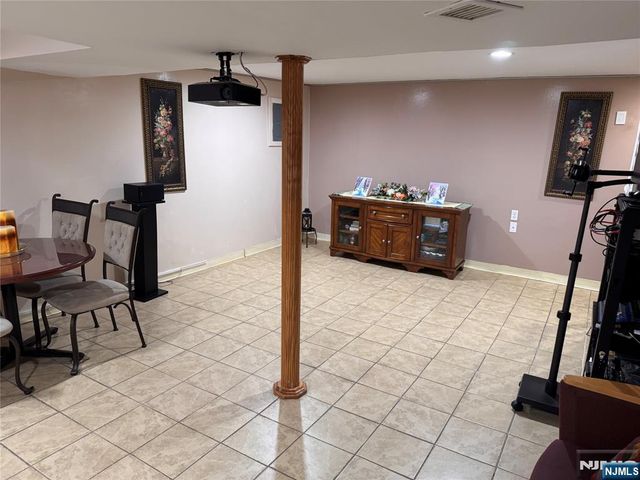 147 Merritt Avenue, Bergenfield, NJ 07621