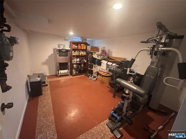 147 Merritt Avenue, Bergenfield, NJ 07621