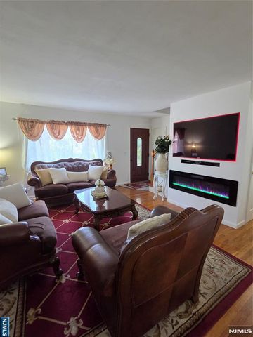 147 Merritt Avenue, Bergenfield, NJ 07621