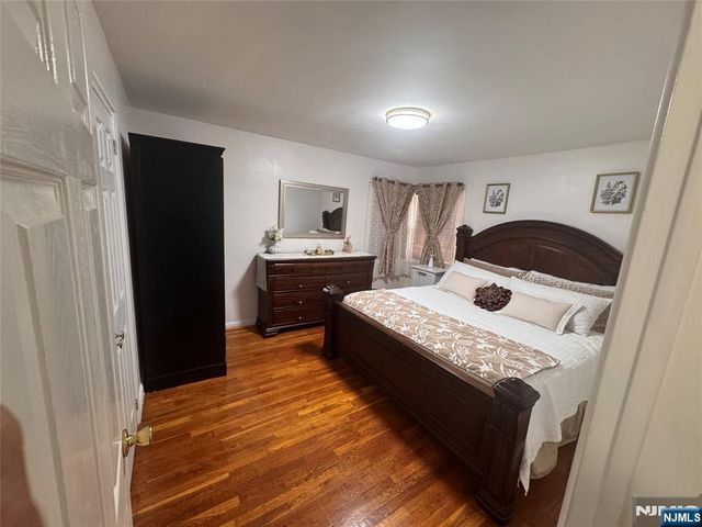 147 Merritt Avenue, Bergenfield, NJ 07621