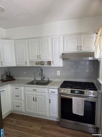 147 Merritt Avenue, Bergenfield, NJ 07621