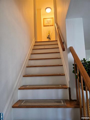 147 Merritt Avenue, Bergenfield, NJ 07621