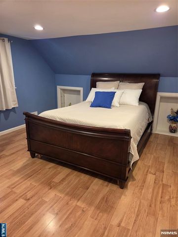 147 Merritt Avenue, Bergenfield, NJ 07621