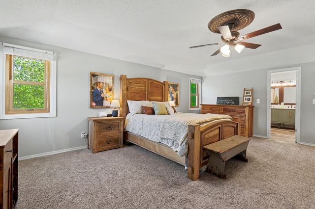 10702 W Rolling Hills St, Wichita, KS 67212