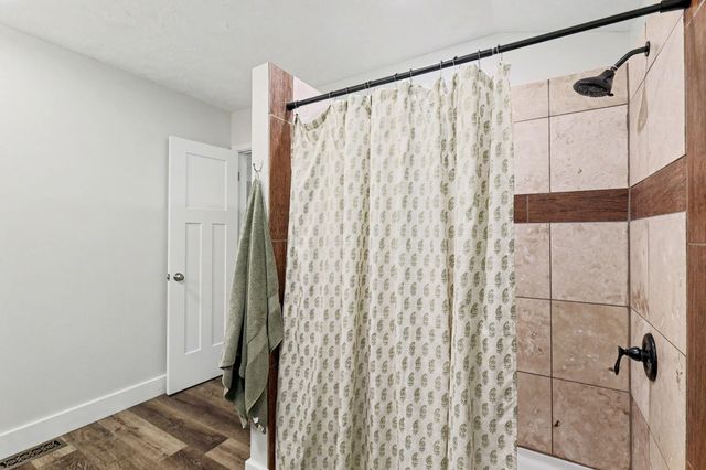 10702 W Rolling Hills St, Wichita, KS 67212