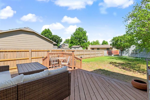10702 W Rolling Hills St, Wichita, KS 67212