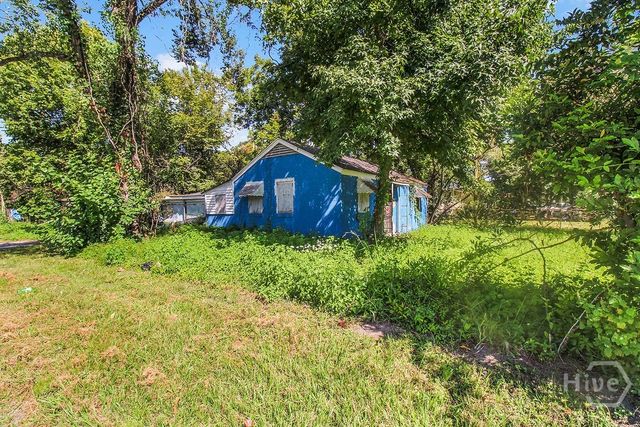 1019 Carter, Savannah, GA 31415