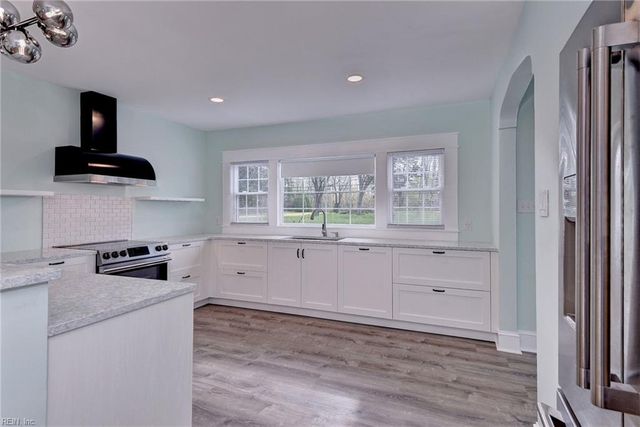 20 Hewitt ST, Saluda, VA 23149