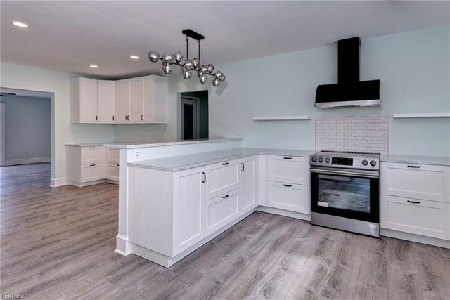 20 Hewitt ST, Saluda, VA 23149