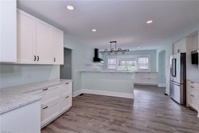 20 Hewitt ST, Saluda, VA 23149