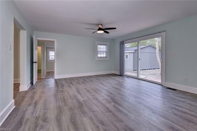 20 Hewitt ST, Saluda, VA 23149