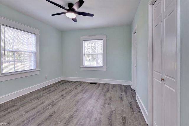 20 Hewitt ST, Saluda, VA 23149