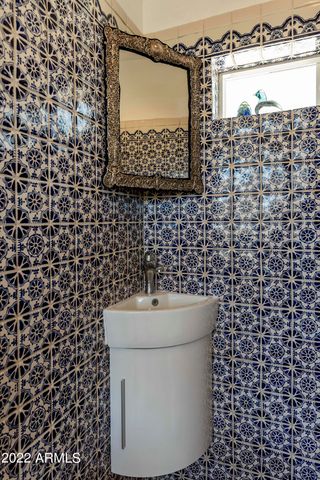 5434 E LINCOLN Drive 72, Paradise Valley, AZ 85253