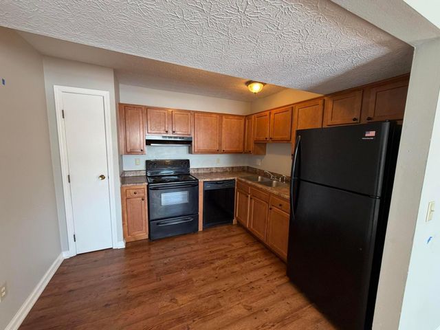 7887 Thornfield Lane, 50, Columbus, OH 43235