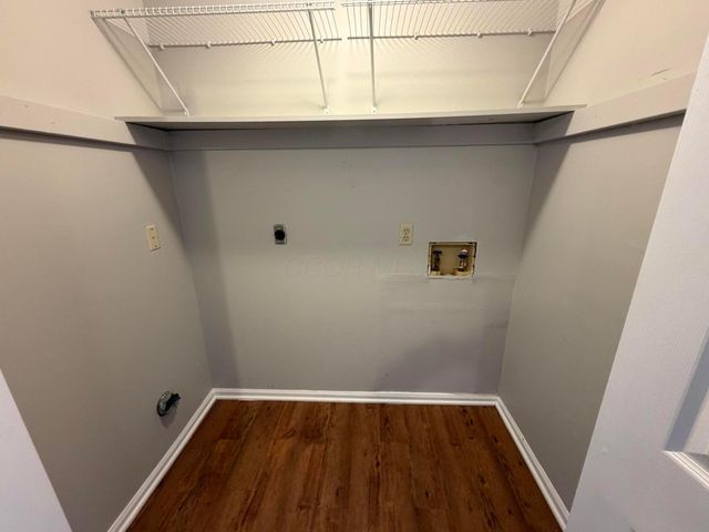 7887 Thornfield Lane, 50, Columbus, OH 43235