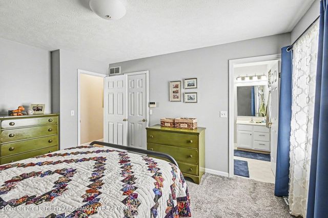 2780 E Saginaw Highway, Grand Ledge, MI 48837