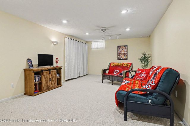 2780 E Saginaw Highway, Grand Ledge, MI 48837