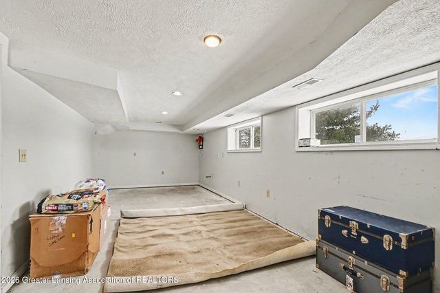 2780 E Saginaw Highway, Grand Ledge, MI 48837