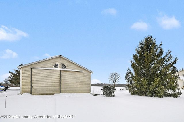 2780 E Saginaw Highway, Grand Ledge, MI 48837