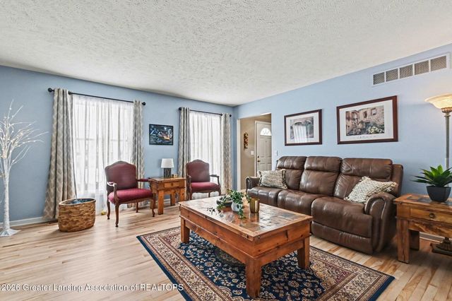 2780 E Saginaw Highway, Grand Ledge, MI 48837