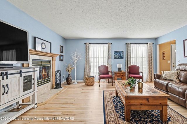 2780 E Saginaw Highway, Grand Ledge, MI 48837