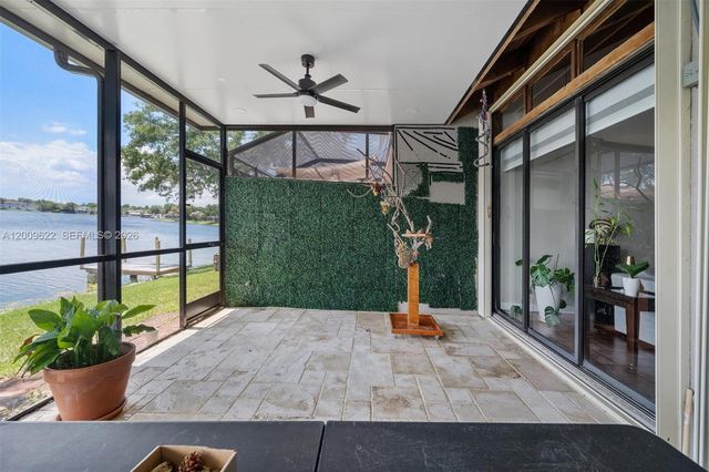 11244 NW 14th Ct, Pembroke Pines, FL 33026