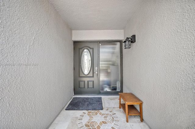 11244 NW 14th Ct, Pembroke Pines, FL 33026