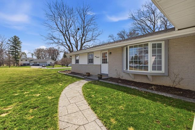 N95W19929 Marson COURT, Menomonee Falls, WI 53051