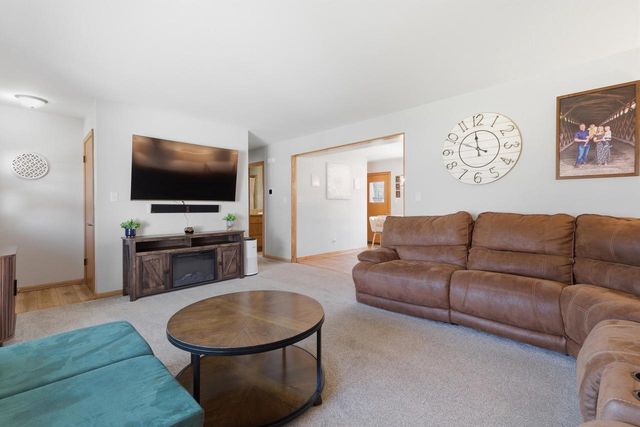 N95W19929 Marson COURT, Menomonee Falls, WI 53051