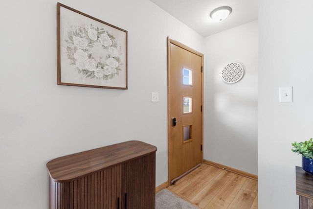 N95W19929 Marson COURT, Menomonee Falls, WI 53051