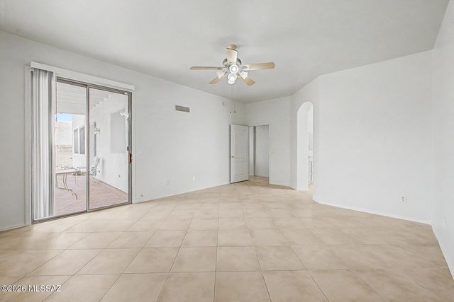 11701 N Pyramid Point Drive, Oro Valley, AZ 85737